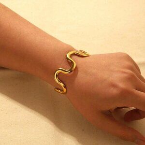 18K Gold Plated Wavy Bracelet Bangle Cuff*Wave Chain*Minimalist Dainty*JD